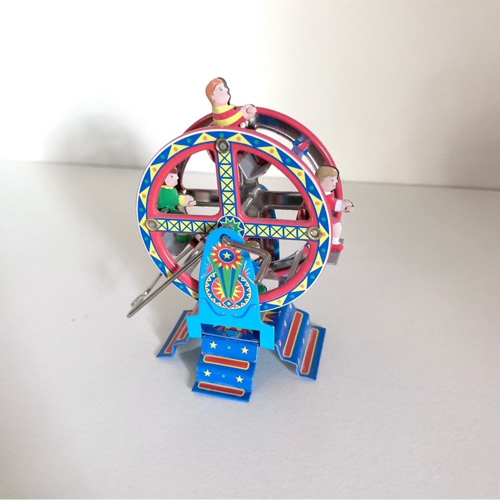 Vintage Tin Ferris wheel - Picture 7 of 12